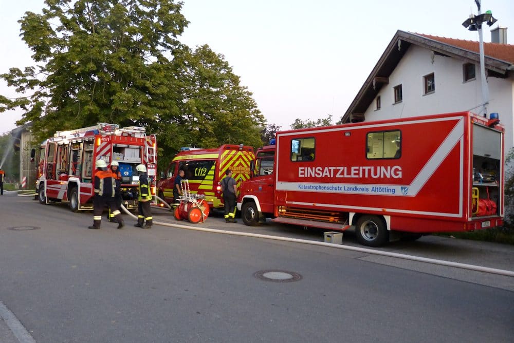 Einsatzübung B3-Person in Tyrlaching, Foto 6
