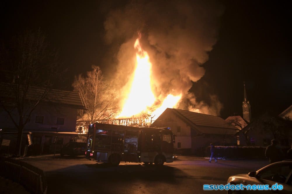 Stallung in Vollbrand, Tengling, Foto 1