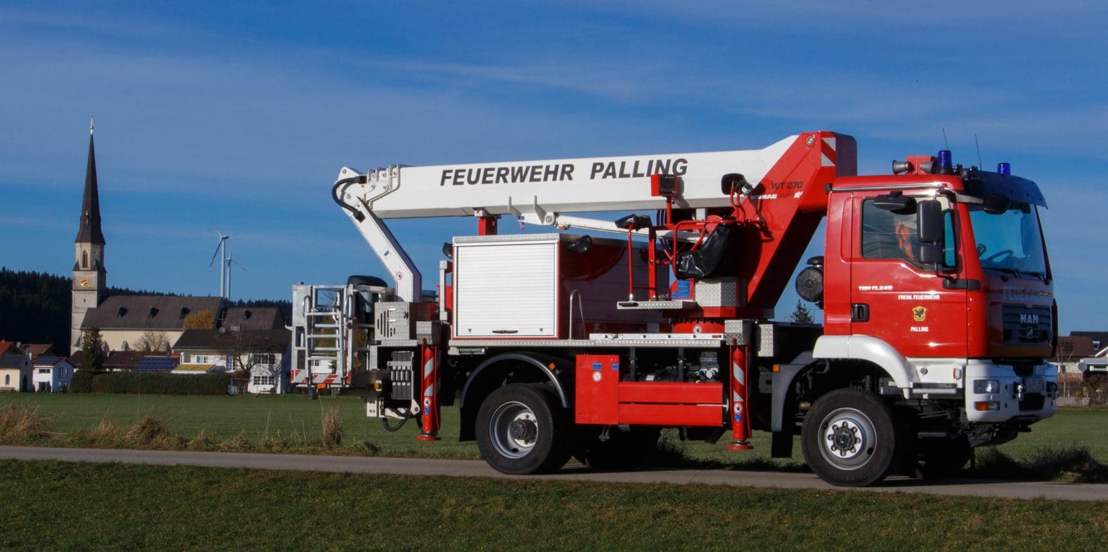 Teleskoprettungsbühne TRB-27, Foto 2